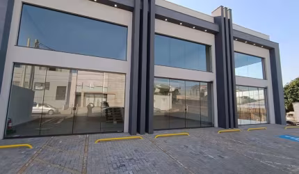 Salão Comercial para Locação em Americana-SP, Jardim São Paulo: 2 Banheiros, 3 Vagas de Garagem, 100m² de Área