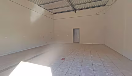 Salão comercial 68m² para locação no Centro de Americana SP  R$ 2.400,00