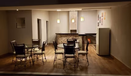 Casa à venda em Americana-SP, Parque Residencial Jaguari: 2 quartos, 2 suítes, 1 sala, 3 banheiros, 2 vagas, 130m².