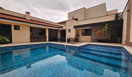 Casa de luxo em condomínio à venda em Americana-SP, Parque Nova Carioba: 4 quartos, 4 suítes, 1 sala, 3 banheiros, 2 vagas, 250m².