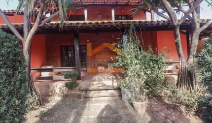 Casa comercial à venda em Americana-SP, no Jardim Paulista - 3 quartos, 1 suíte, 3 salas, 4 banheiros, 6 vagas e 308m²!