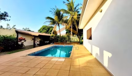 Casa de luxo no Portal dos Nobres, Americana-SP - 3 quartos, 1 suíte, 4 banheiros, 5 vagas, 294m² de área