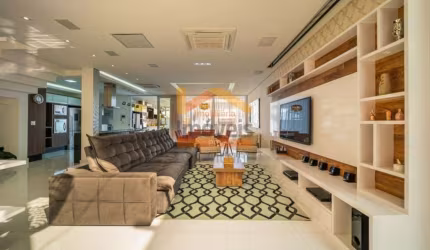 Casa de luxo em condomínio de alto padrão em São Pedro-SP, no bairro Mariluz: 3 quartos, 3 suítes, 3 salas, 4 banheiros, 4 vagas, 398m².