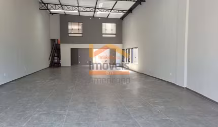 LINDO SALÃO COMERCIAL, OTIMA LOCALIZAÇÃO, COM ACABAMENTO FINO