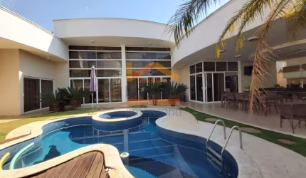 Maravilhosa casa em condomínio fechado de Americana