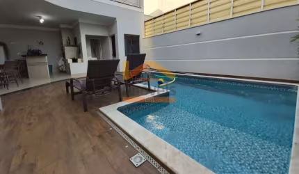 Casa de luxo em condomínio à venda em Americana-SP, no Jardim Imperador: 4 quartos, 2 suítes, 1 sala, 4 banheiros, 4 vagas, 398m².