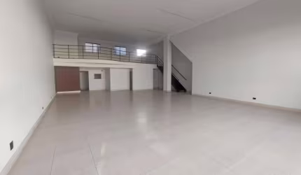 Salão Comercial para Locação em Santa Bárbara D'Oeste-SP  230m², 2 Banheiros, 4 Vagas - Jardim Dona Regina