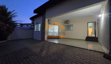 Imperdível oportunidade de casa para venda ou locação no Jardim Ipiranga, Americana-SP: 3 quartos, 1 suite, 3 salas, 3 banheiros, 4 vagas de garagem, 207,00 m² de área.