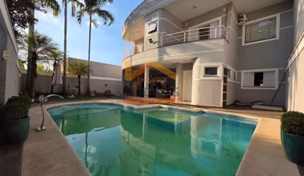 Casa de Luxo em Condomínio com 4 Suítes no Jardim Trípoli, Americana-SP: 4 Quartos, 3 Salas, 6 Banheiros, 4 Vagas de Garagem, 338m².