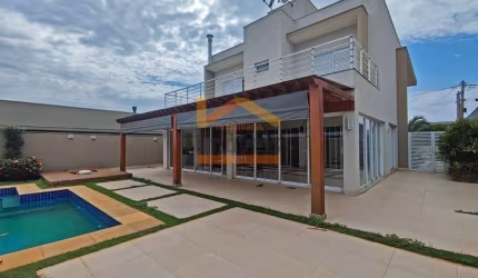Casa de Luxo em Condomínio no Jardim Phillipson Park - 3 Quartos, 1 Suíte, 4 Vagas de Garagem - Americana-SP.