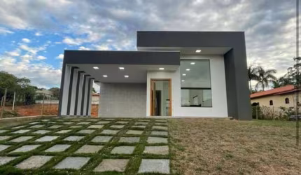 CASA A VENDA COMD. FECHADO ESTANCIAS DA MATA-LAGOA SANTA-JABOTICATUBAS