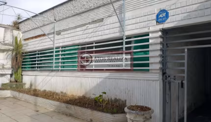 Casa Comercial em Campo Belo - 300m² por R$4.300 para Locação