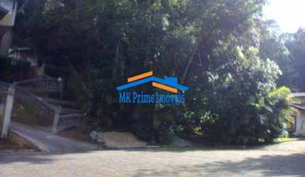 Lote cond. Forest Hills - final de rua.