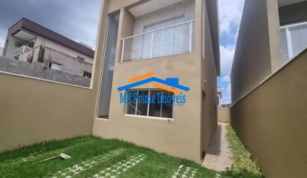 Casa Nova em Condomínio sendo 3 Dormitórios e Piscina - Santana de Parnaíba