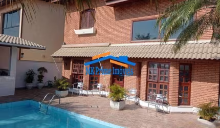 Ótima casa em Condominio 360m² 4 dorm 4 vagas- Residencial 9 - Alphavile/SP