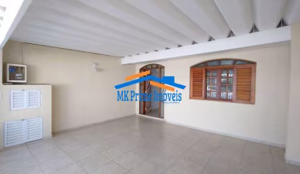 Casa térrea 125m² com 2 dormitórios no Jd. Abril