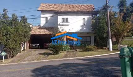 Casa Residencial 5 Alphaville 3 suítes 400m² de área construída!