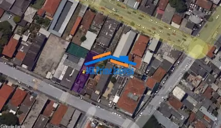 Terreno com 400m² no Centro de Carapicuíba.