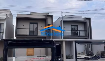 Excelente Casa Nova com vista maravilhosa e piscina no Portal dos Ipês