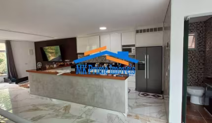 Casa em Barueri JD. Maria Helena Lindo Acabamento