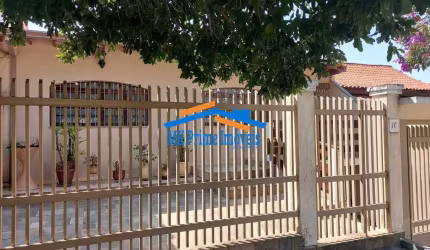 Casa Térrea com  340 m2  , 03 Quartos e 01 Suíte. JD.  Adalgisa - OSASCO