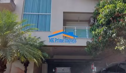 Casa de Condomínio com 440m²- TARUMÃ -  SANTANA DE PARNAÍBA.
