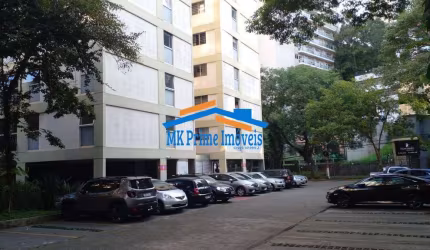 Excelente Apartamento na Vila Andrade, com 3 dormitórios.