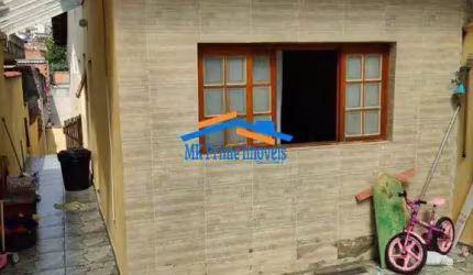 Casa com 3 dormitórios e 2 banheiros à Venda, 125 m²