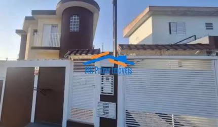 Casa Assobradada com 03 Quartos no Jardim Mutínga -Osasco.