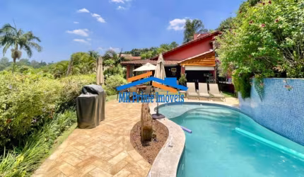 Cond Palos Verdes - 4d/2sts, piscina, gourmet, home-office, linda p/ lago!