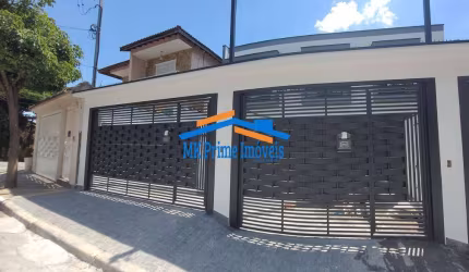 Sobrado 160m² com 3 dormitórios sendo 1 suíte na Bela Vista .