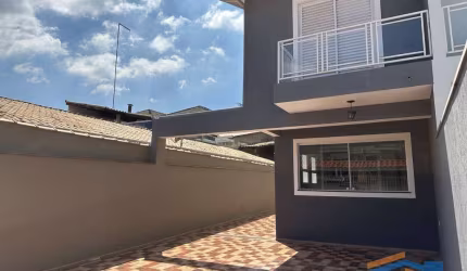 Sobrado 168m² Chácara Canta Galo - 3 Dorm./1Suíte - 4 Vagas