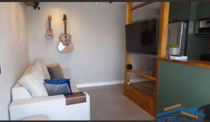 Excelente Apartamento com 2 Dormitórios e 1 Vaga de Garagem.