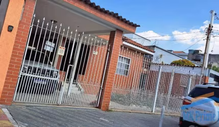 Ótima Casa Térrea Jd. das Flôres 03 dormitórios + 03 cômodos nos fundos