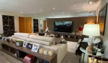Apartamento 224m² à Venda no Boulevard Tamboré.