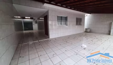 Casa totalmente térrea , terreno com 250m2, Jardim das flores, Osasco.