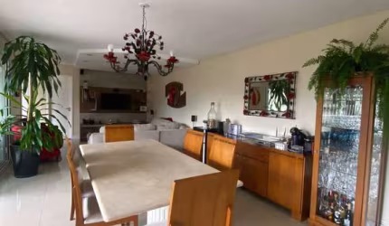 VENDE Apartamento com 198m², 04 Quartos, 03 Suítes - ALPHAVILLE.