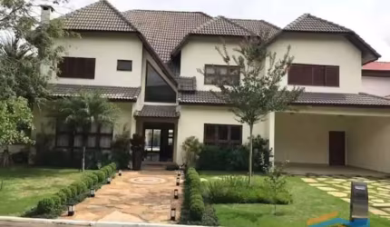 Casa em condomínio à venda, 950 m² no melhor residencial de Aldeia da Serra