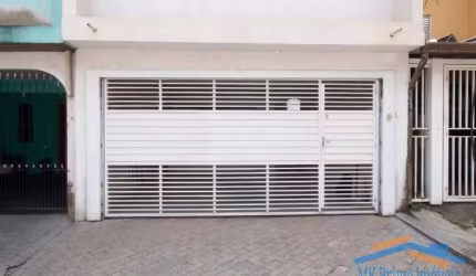 Excelente Sobrado com 3 Dormitórios Sendo 1 Suíte e 2 Vagas de Garagem.