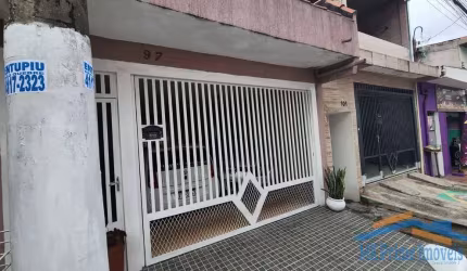 Sobrado com 2 dormitórios e 1 banheiro à Venda, 150 m²- Carapicuíba.