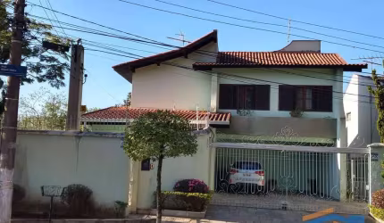 Casa a venda com 3 Quartos e 6 banheiros à Venda, 336 m² -PQ dos Príncipes.