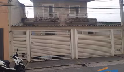 Casa a venda com 3 Quartos e 1 banheiro à Venda, 230 m² - Campesina
