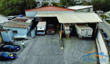 Galpão 1412,04 m2 para Venda ou Locação em Barueri/SP.