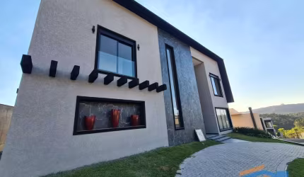 Lindo Sobrado Condomínio Fechado Terreno 612,13mt²  4 Suítes - Tamboré