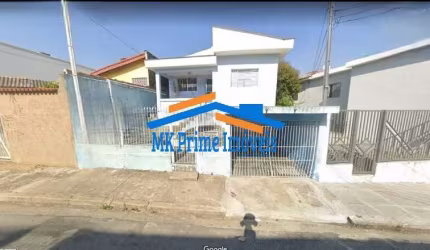 Casa Térrea  Jd. das Flôres 03 dormitórios + edícula com 02 quartos.