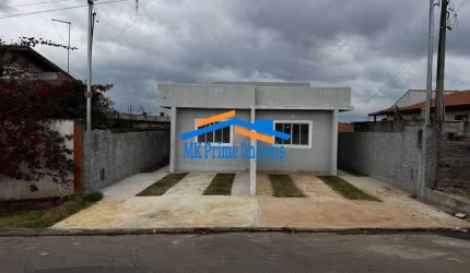 Casa Nova em Condomínio Fechado em Caucaia do Alto/Cotia!