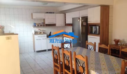 Casa Assobradada c/150m², 3 Quartos, 4 Vagas e Quintal-Jaguaribe-Osasco/SP