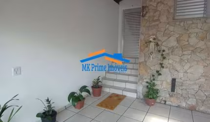 Casa Térrea 2 Dormitórios, 2 Vagas de Garagem - Bela Vista/Osasco.