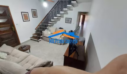 Excelente Sobrado 4 Quartos sendo 1 Suíte 2 Vagas - São Pedro/Osasco