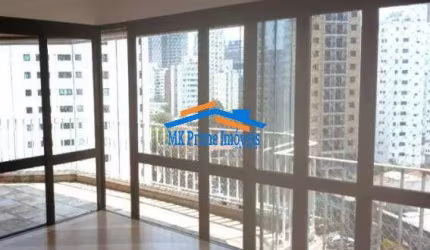 Apartamento 177m² com 3 suítes em Moema Passáros..